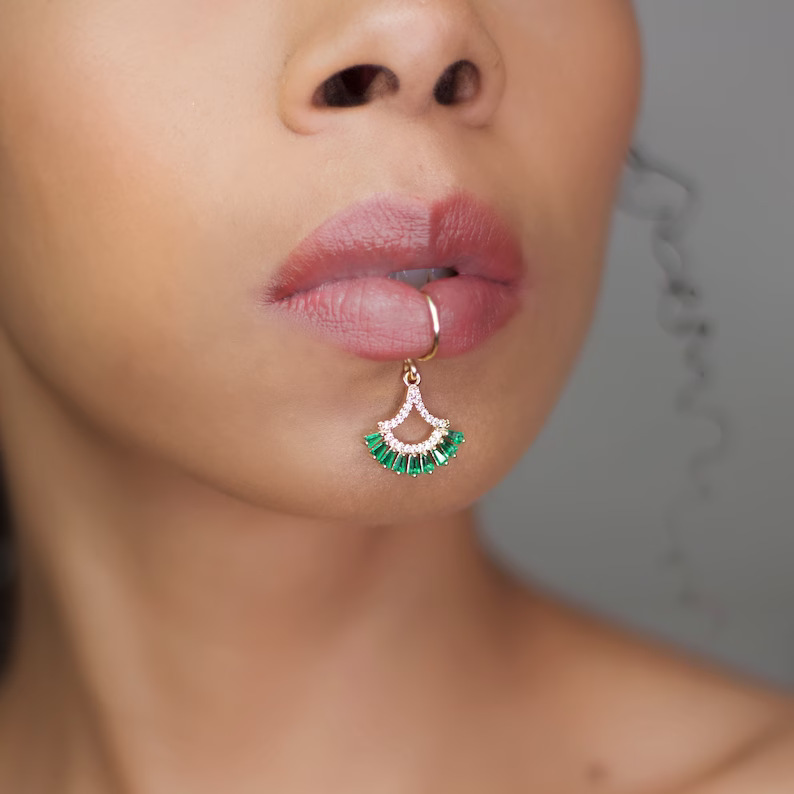 Orecchini pendenti da donna a  - Body Jewelry And Earrings recensione e prezzo