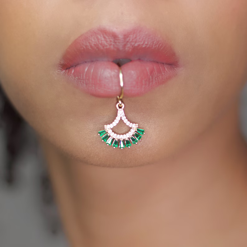 Orecchini pendenti da donna a  - Body Jewelry And Earrings recensione e prezzo